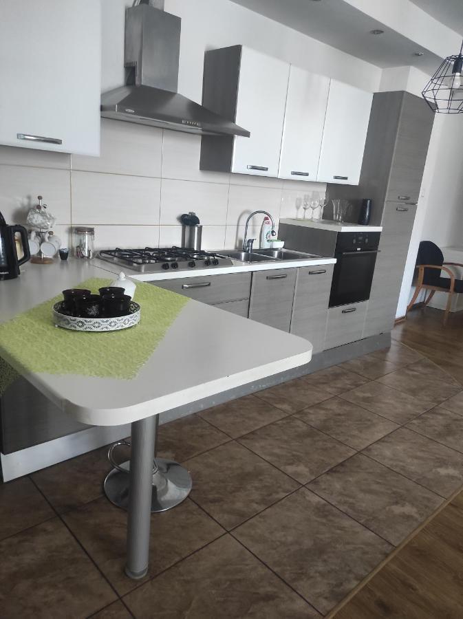 Apartamenty Centrum Валбжих Екстериор снимка