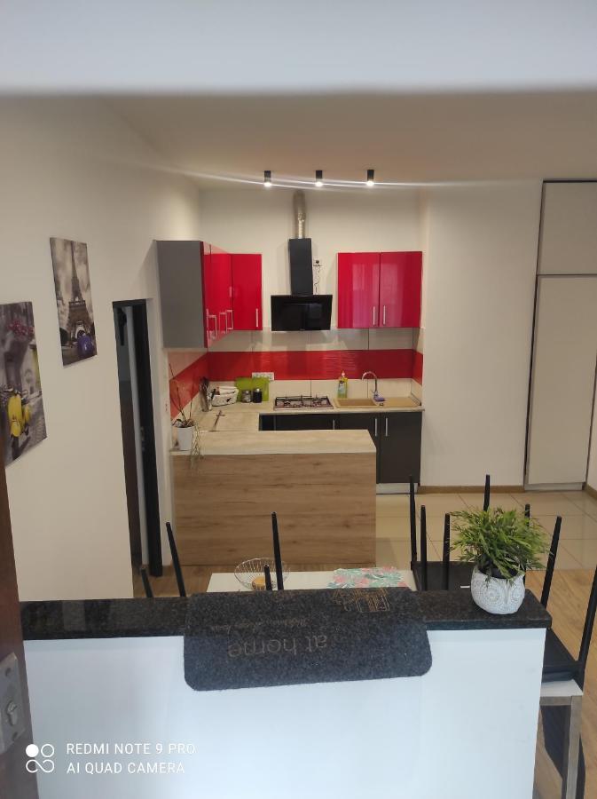 Apartamenty Centrum Валбжих Екстериор снимка